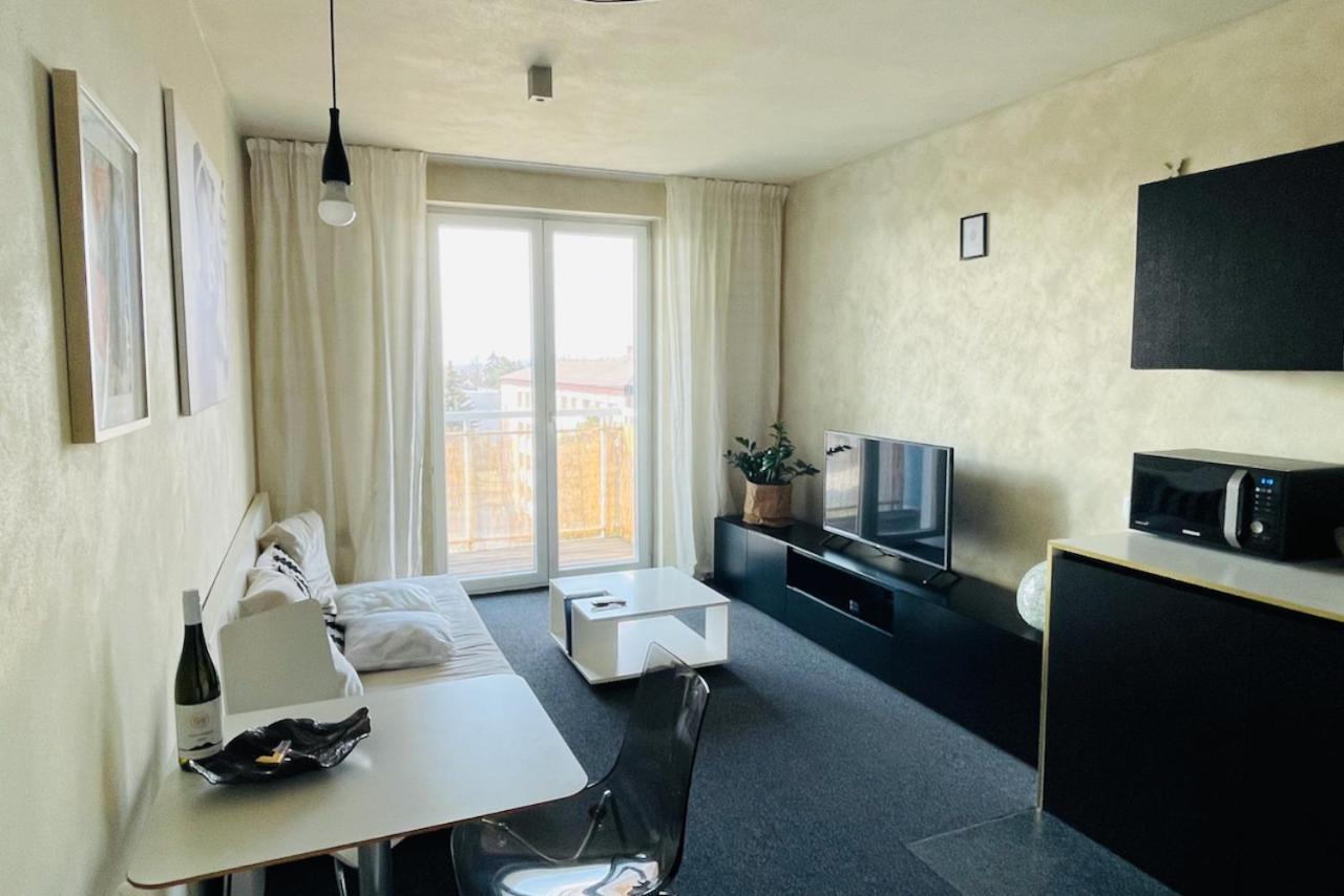Cozy Apartment - Citycentre - Freeparking - Selfcheck-In Liptovský Mikuláš Eksteriør bilde